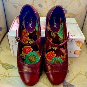 Kenzie Mary Jane’s leather brown 10 low heel